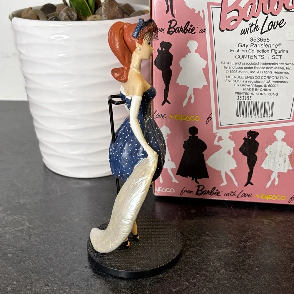NEW 1993 Mattel From Barbie with Love 353655 Gay Parisienne 1962 Enesco Figurine